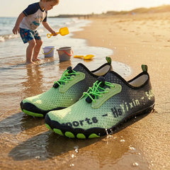 Breathable Boys and Girls Aqua Shoes Anti-Bump Toe Drainage Design Outdoor Hiking and Wading Water Shoes Barefoot Shoes