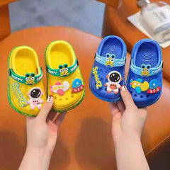 Shoes Children's Cartoon Baby Soft-Soled Sandals – Ultra-Light Anti-Slip Infant Closed-Toe Sandals for Boys & Girls Beach