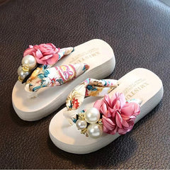 Children's slippers, girls' fashionable outerwear, new parent-child beach shoes, flip-flops, thick-sole non-slip sandals