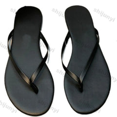Women Flip Flops 2026 Summer New Comfortable Breathable Soft Bottom Beach Muje Lightweight Fashion Outdoor Slip on Casual Flats