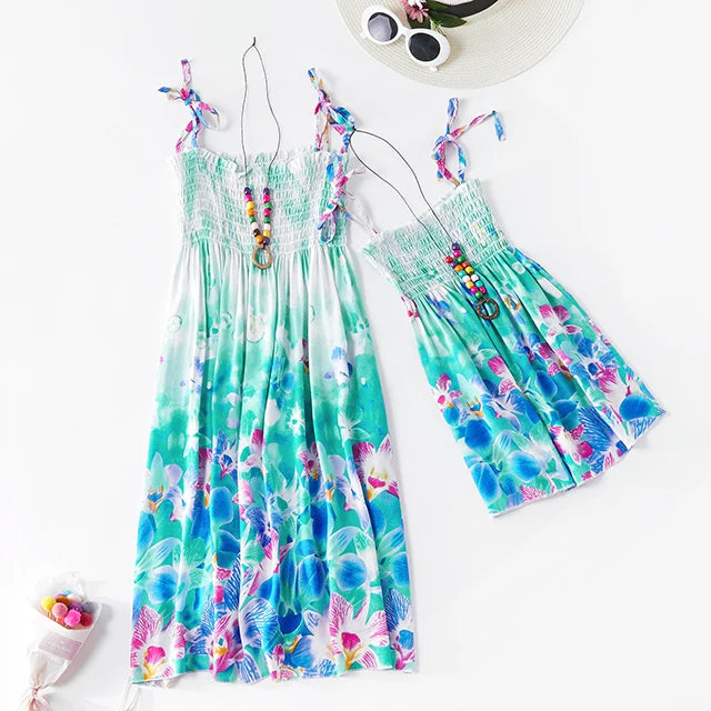 Summer Family Dress Mother and Daughter Matching Outfits Bohemian Beach Floral Sundress Dresses For Mom Girl Family Look Sets