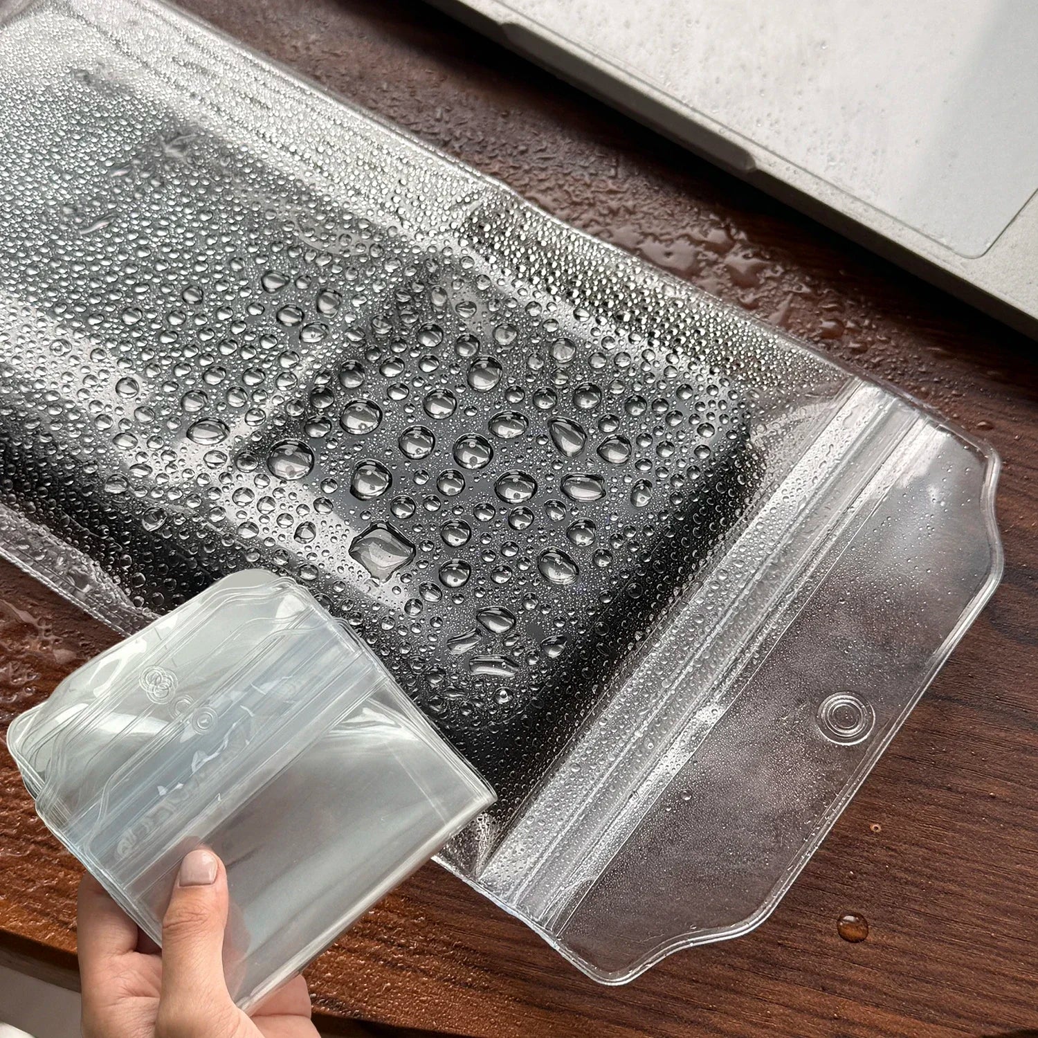 Waterproof Phone Pouch Bags Universal Transparent Rainproof Cellphone Cases Protective Cover for IPhone 15 16 17 Samsung Xiaomi