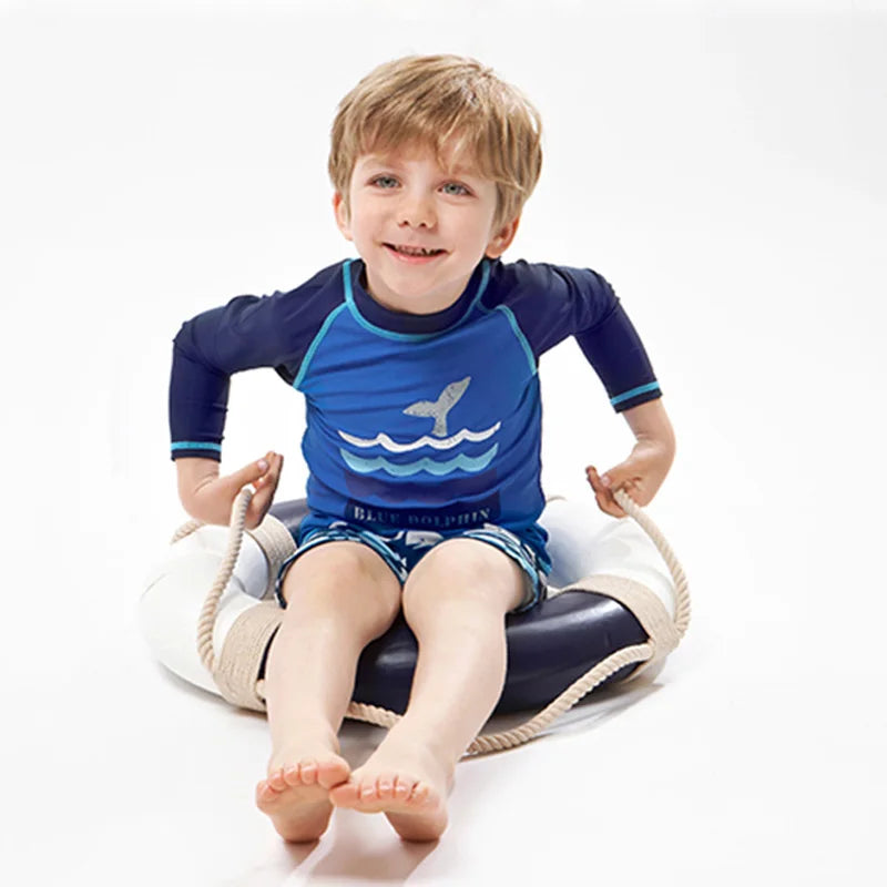 2025 Boys Swim Wear Two Pieces Set 3 to 4 5 6 7 8 9 10 11 12 Years Toddler Shark Print Infantil Long Sleeve Kids Swimming Suits