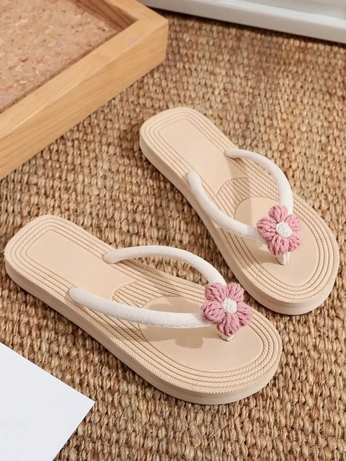 Women Flat Sandals Thong Flip Flops Cute Pink Open Toe Beach Shoes, Simple Style For Holiday & Beach