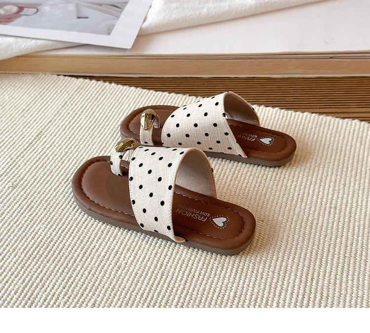 Kids Polka Dot Flip Flops Summer Open Toe Sandals with Metal Buckle Non-slip Soft Sole Beach Slippers for Girls 2026 New 26-36