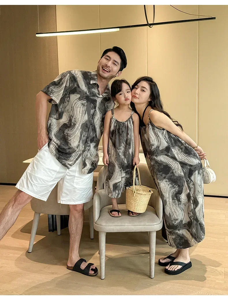 2025 Vacation Look Family Clothes Couple Beach Wear Brother Sister Dad Son Print Shirts Mom Daughter Matching Sleeveless Dress