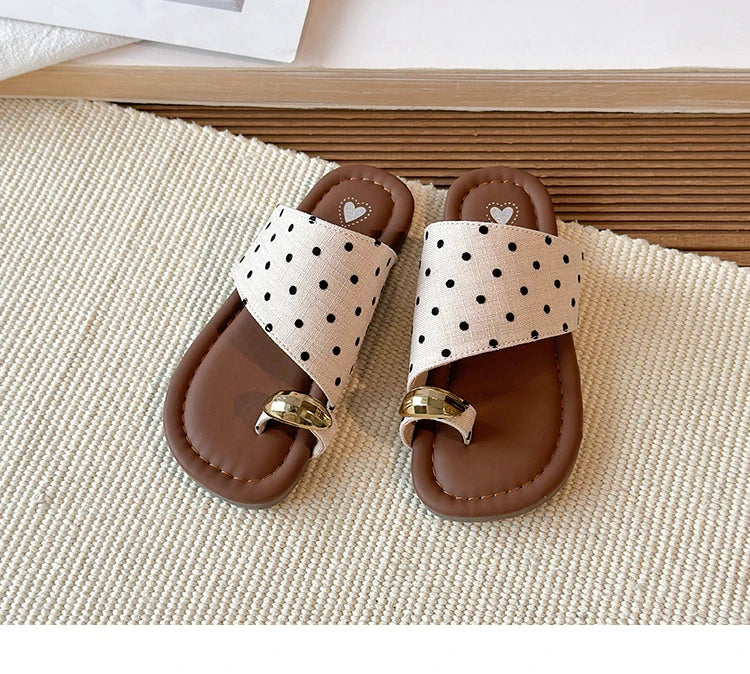 Kids Polka Dot Flip Flops Summer Open Toe Sandals with Metal Buckle Non-slip Soft Sole Beach Slippers for Girls 2026 New 26-36