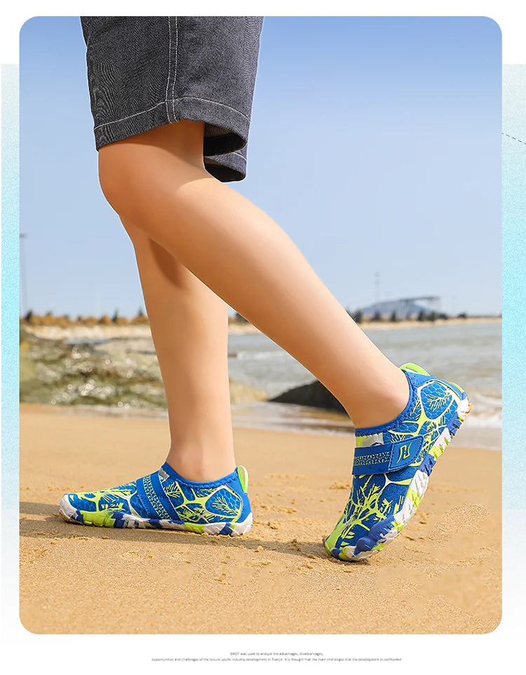 Breathable Boys and Girls Aqua Shoes Anti-Bump Toe Drainage Design Outdoor Hiking and Wading Water Shoes Barefoot Shoes