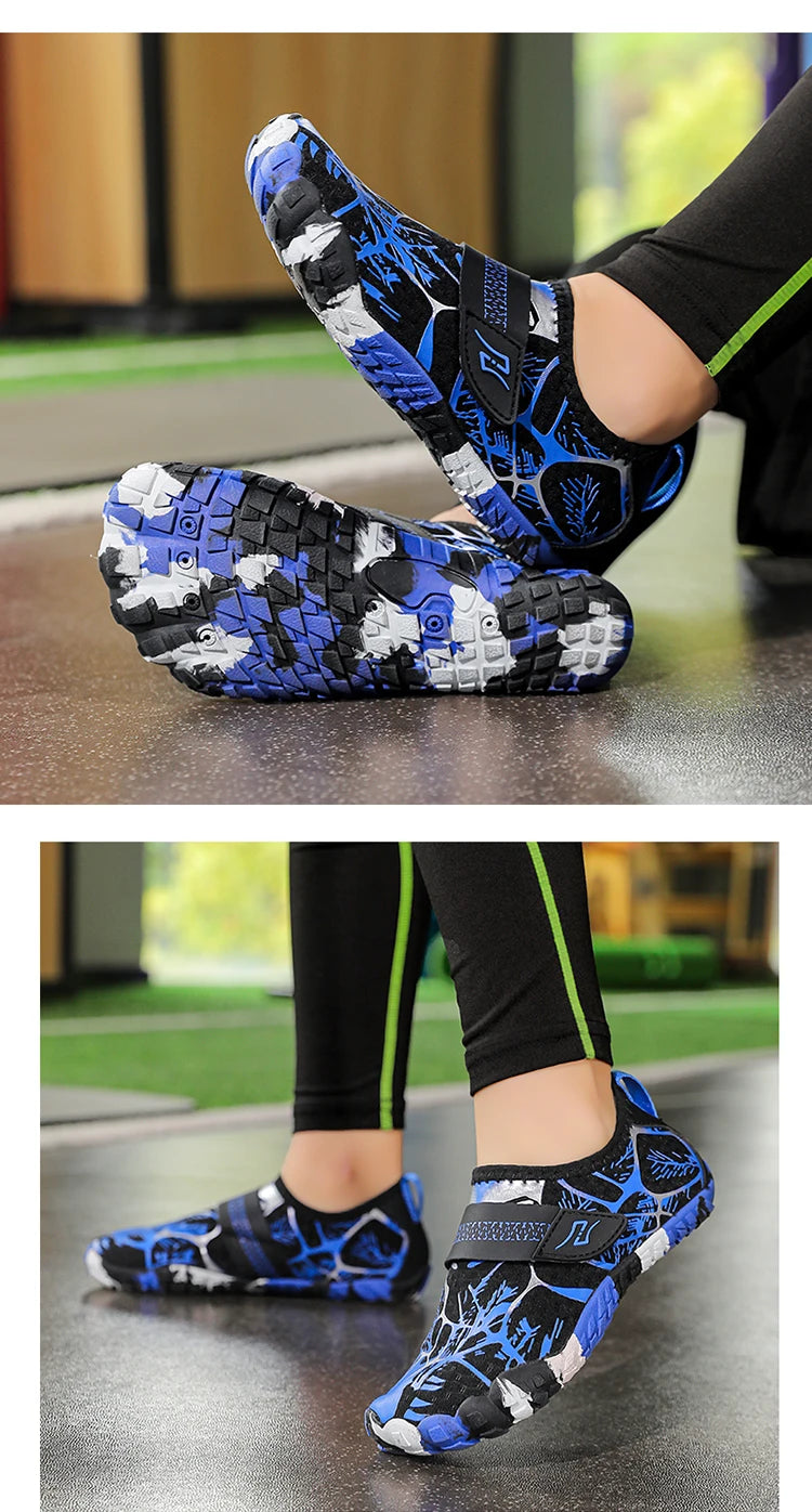 Breathable Boys and Girls Aqua Shoes Anti-Bump Toe Drainage Design Outdoor Hiking and Wading Water Shoes Barefoot Shoes