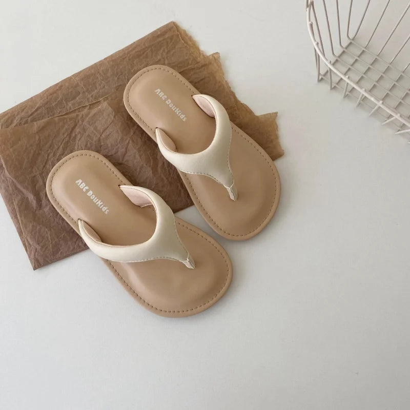 2026 New Legged Children's Sandals Girls' Flip flops Beach Vacation Flat Shoes Solid Color Summer Amorous Feelings