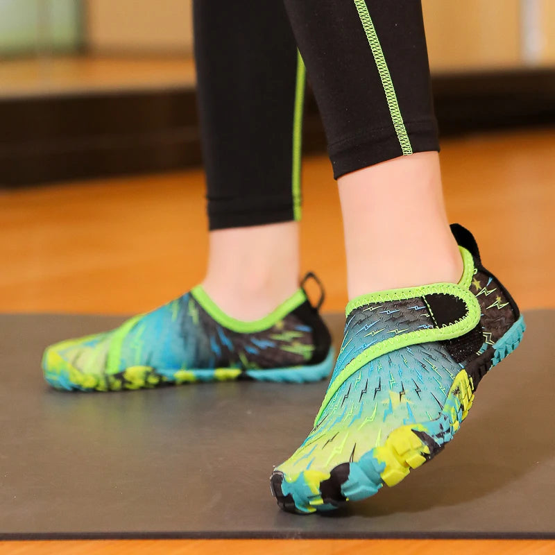 Kids Barefoot Beach Shoes Adults Aqua Shoes Gym Outdoor Training Footwear Unisex Quick-Drying Breathable Sneakers Size 27-36