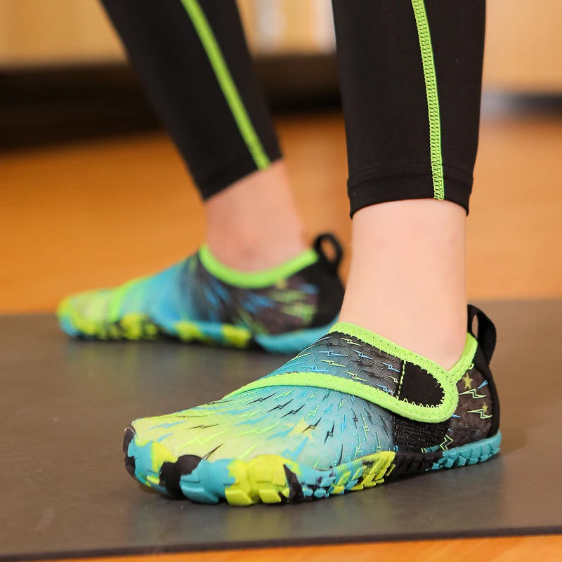 Kids Barefoot Beach Shoes Adults Aqua Shoes Gym Outdoor Training Footwear Unisex Quick-Drying Breathable Sneakers Size 27-36