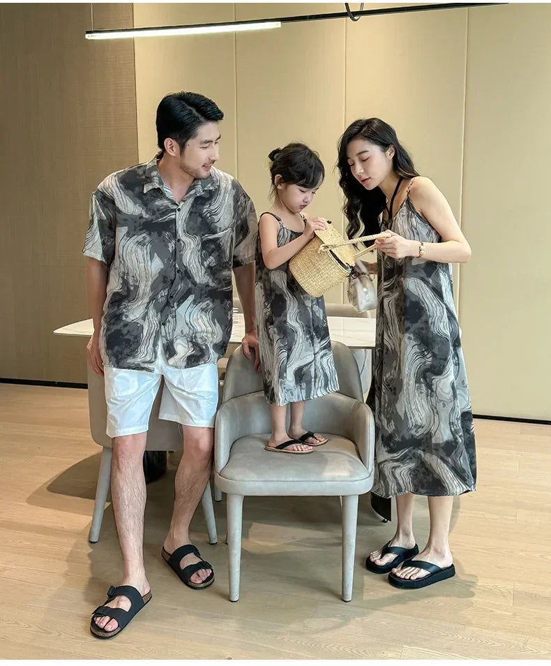 2025 Vacation Look Family Clothes Couple Beach Wear Brother Sister Dad Son Print Shirts Mom Daughter Matching Sleeveless Dress