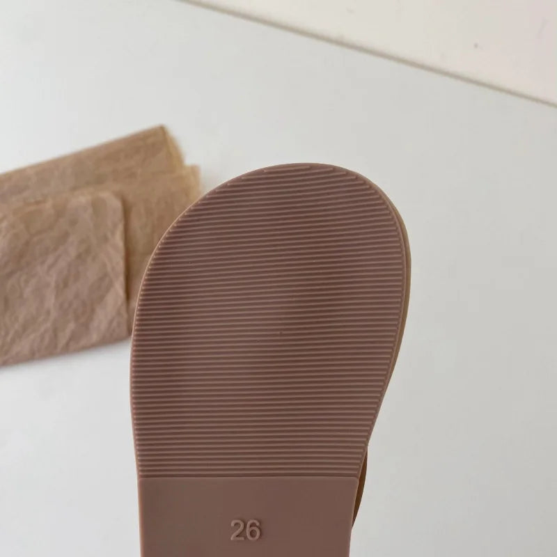 2026 New Legged Children's Sandals Girls' Flip flops Beach Vacation Flat Shoes Solid Color Summer Amorous Feelings