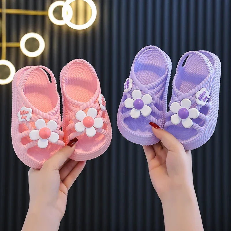New Summer Children Slippers Flower Pattern Lithe Comfort Sandal For Aged 2-8 Girls Non-slip Seabeach Flip Flops Home Kids Shoes