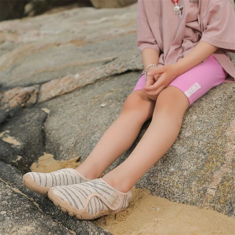 Water Shoes Kids Walking Barefoot Boy Girl Quick Dry Non-slip Beach Sneakers Children Swimming Light Aqua Shoes Outdoor Garden