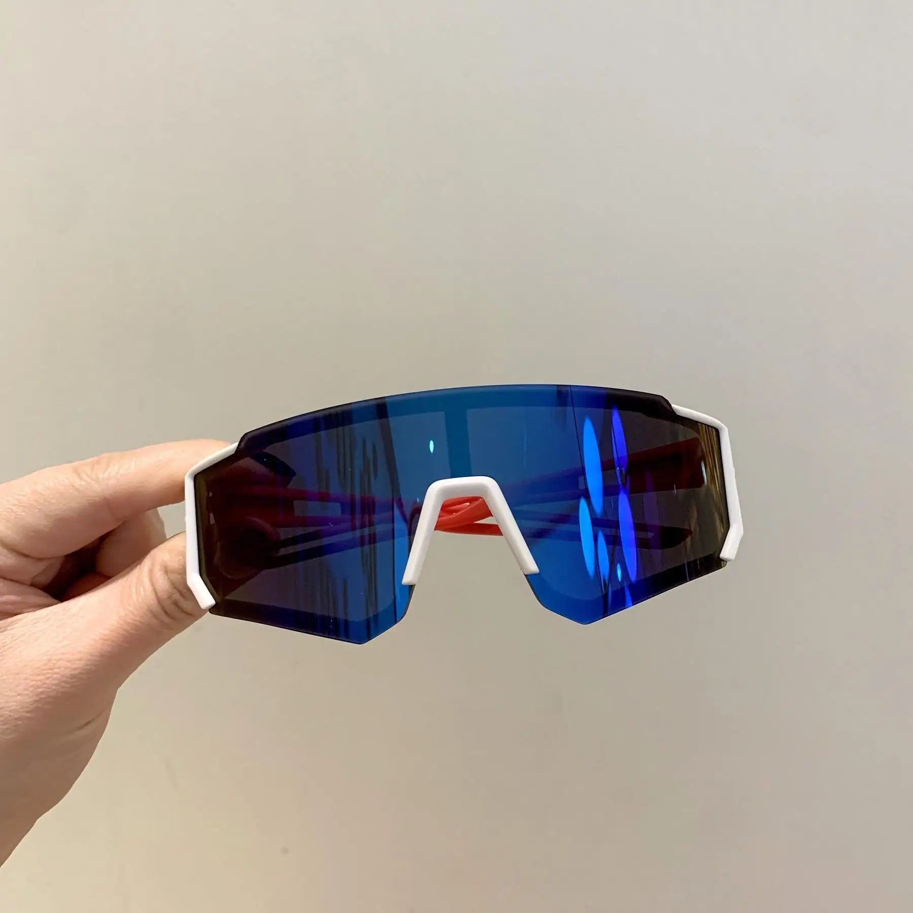 2025 New Arrival Fashion Outdoor Kids Glasses Square Frame Cycling Sunglasses Windproof UV Resistant Plastic Eyewears