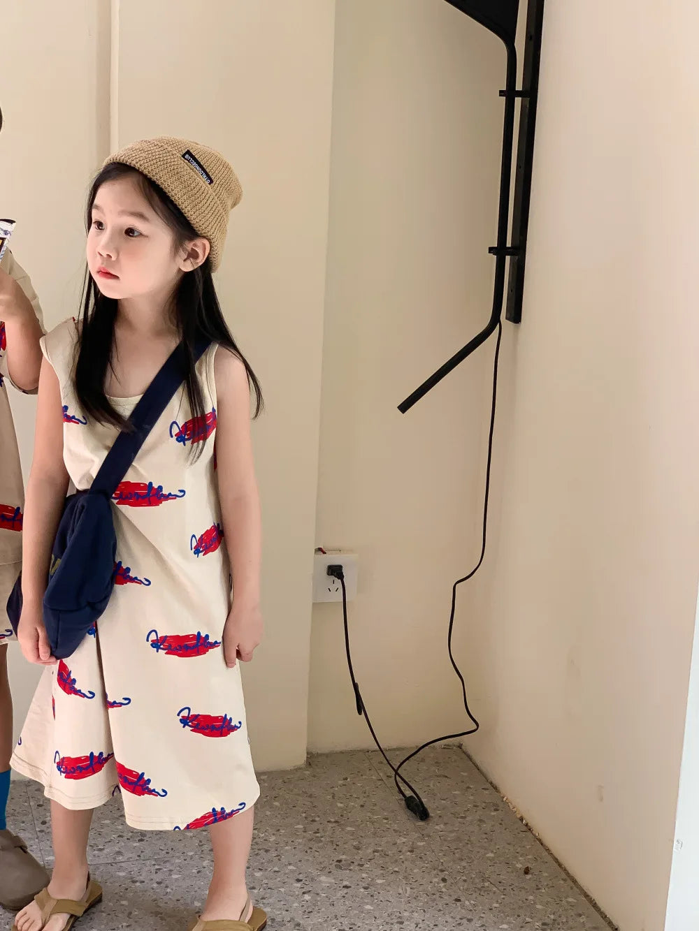 9000 Brother and Sister Clothes Summer New Korean Alphabet Graffiti Girl's Long T-shirt Dress Or Boy's Two Piece Suit