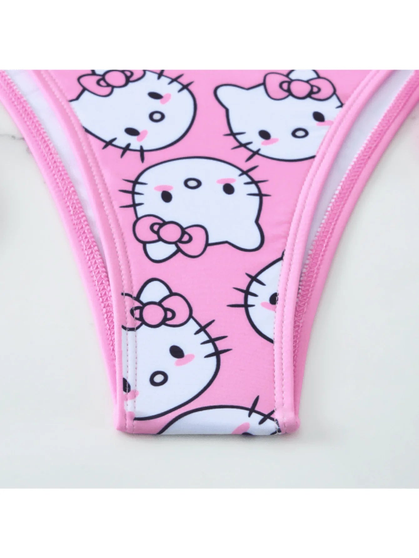 2pcs/A Set Kawaii Hello Kitty Print Triangle Bikini Set Halter Tie Side Swimwear 2-Piece Bathing Suit for Summer Beach Vacation