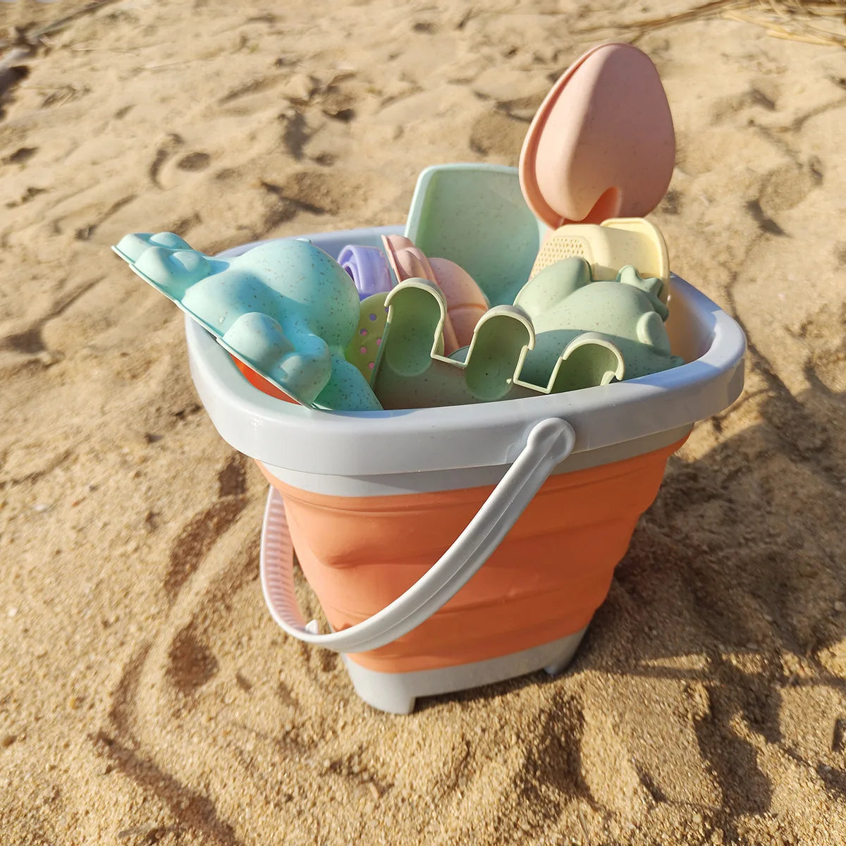11PCS Beach Castle Bucket Sand Play Water Set Folding Bucket Summer Toys for Children Outdoor Travel Game Sandbox Accessories