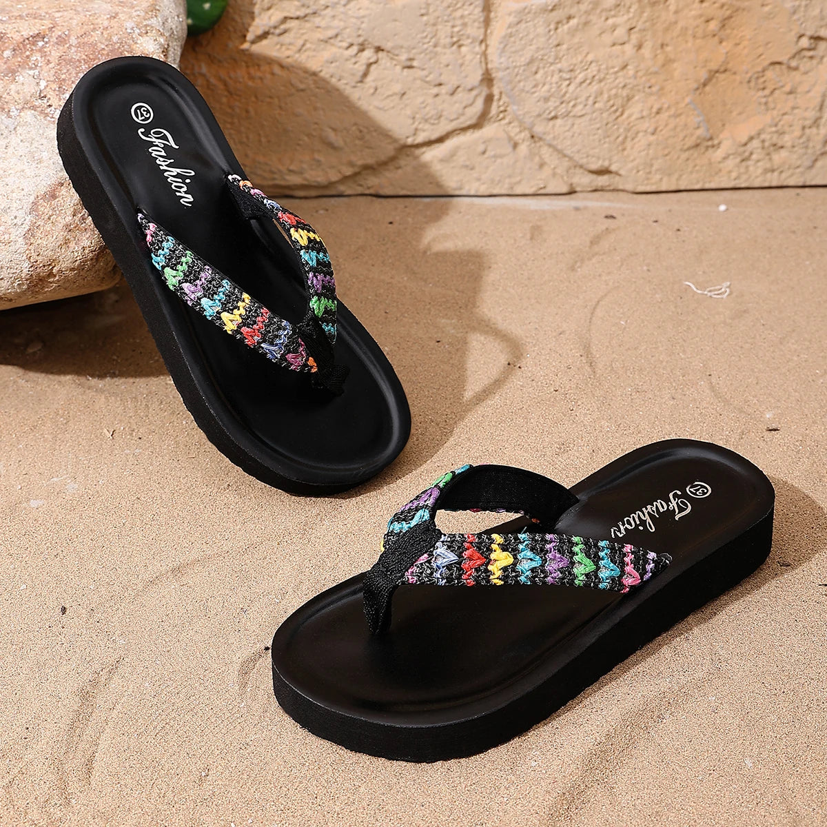 Women's Fashionable Raffia College-Style Vacation Beach Flat Flip-Flops