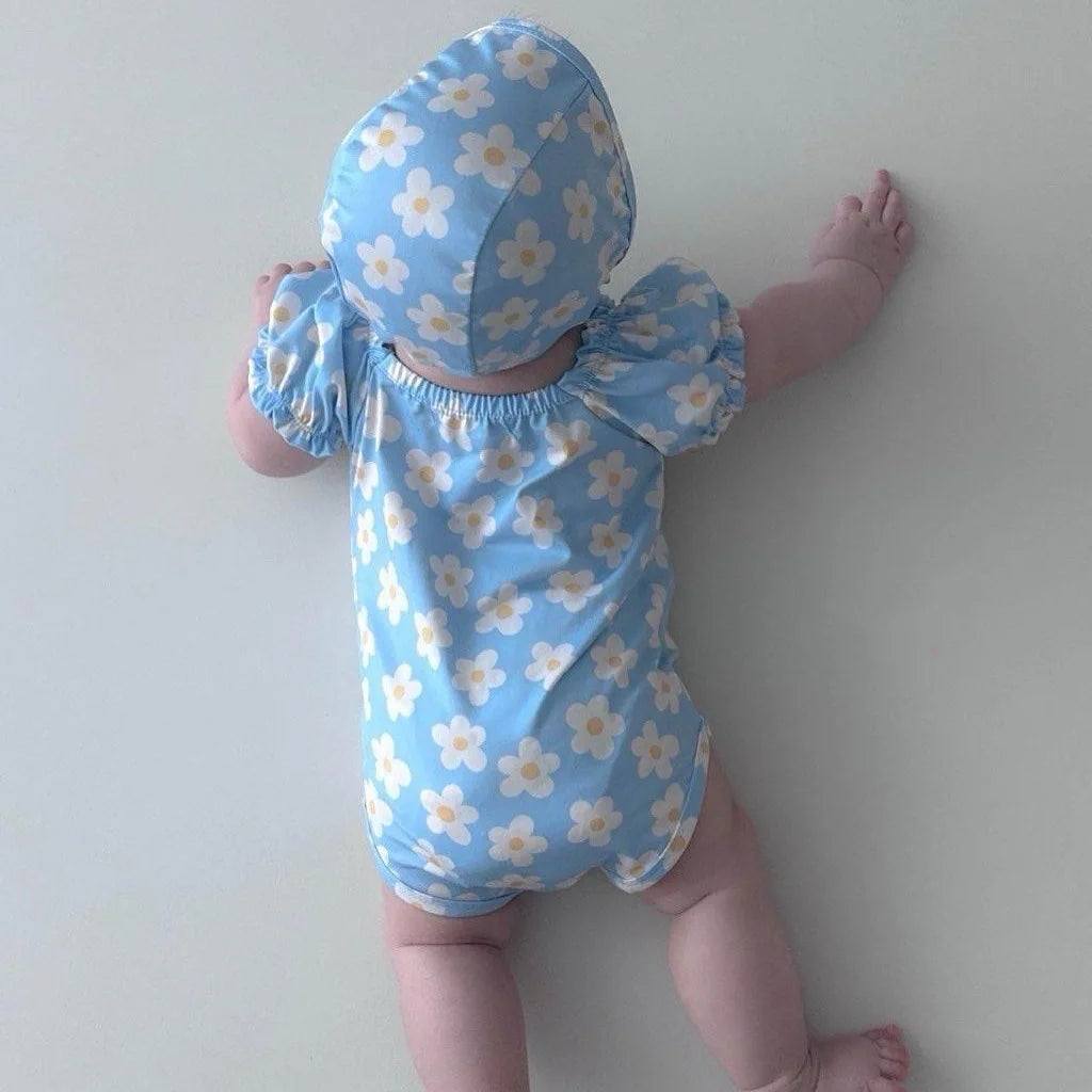 New Baby Swimsuit 2025 Summer Korean  Ins Infant Jumpsuit Seaside Climbing Suit Swimming Clothes wiht Hat