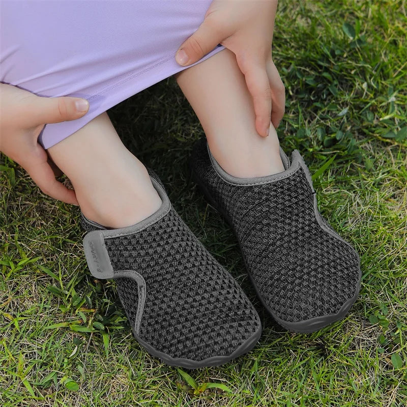 Water Shoes Kids Walking Barefoot Boy Girl Quick Dry Non-slip Beach Sneakers Children Swimming Light Aqua Shoes Outdoor Garden