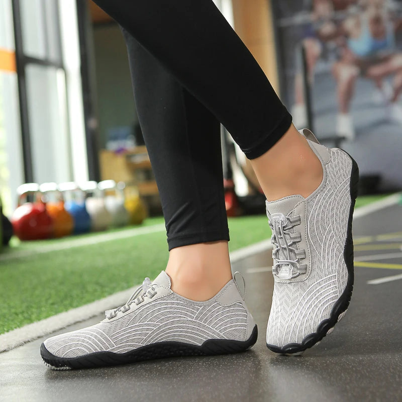 New Summer Swimming Water Shoes Unisex Beach Lightweight Soft Wading Sports Barefoot Upstream Surfing Camping Fishing Sneakers