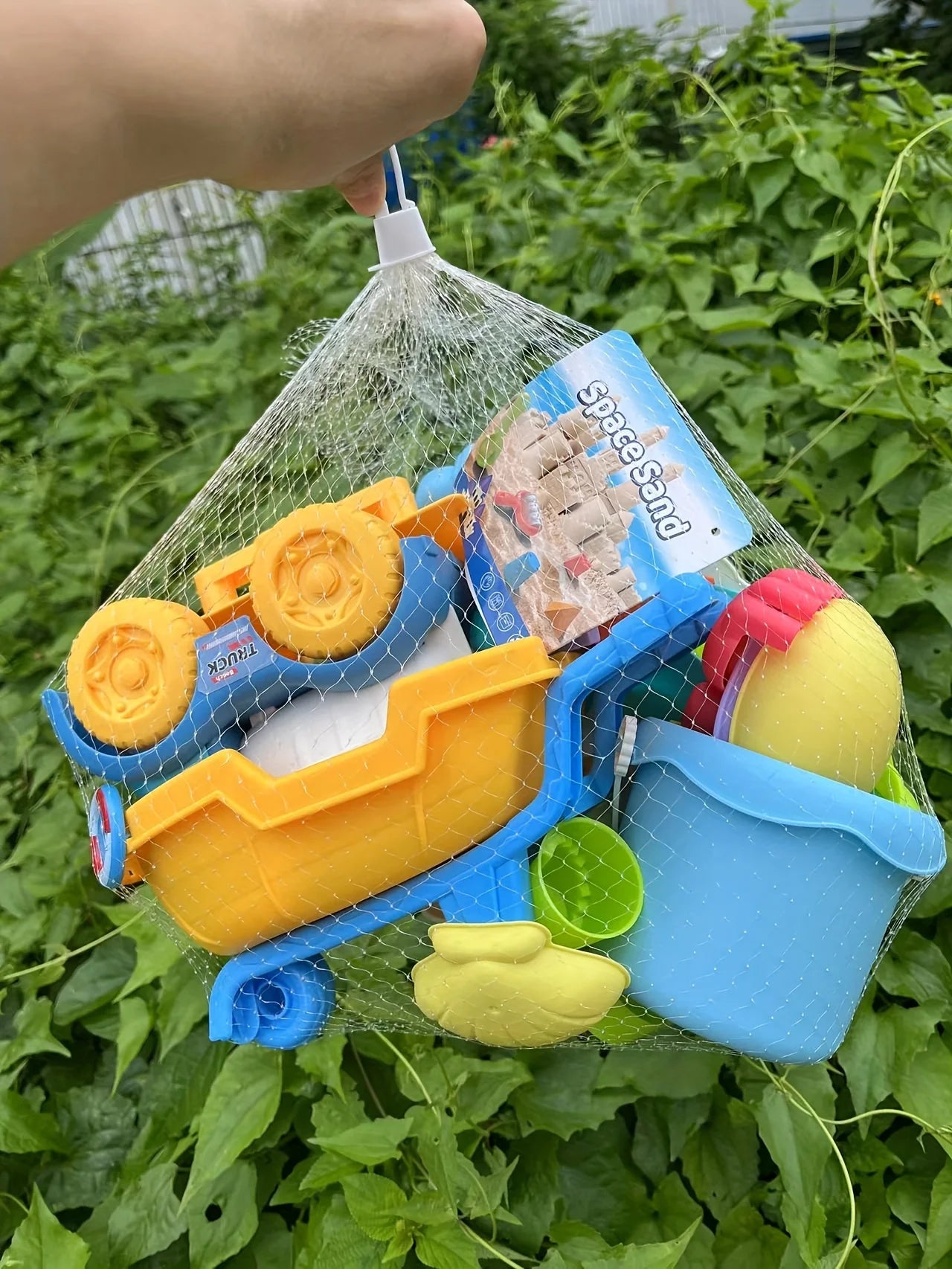Beach Toys for Kids Sand Toys Set with Sand Bucket Shovel Rake for Beach Sandbox Toys Summer Outdoor Gift Kit for Boys Girls