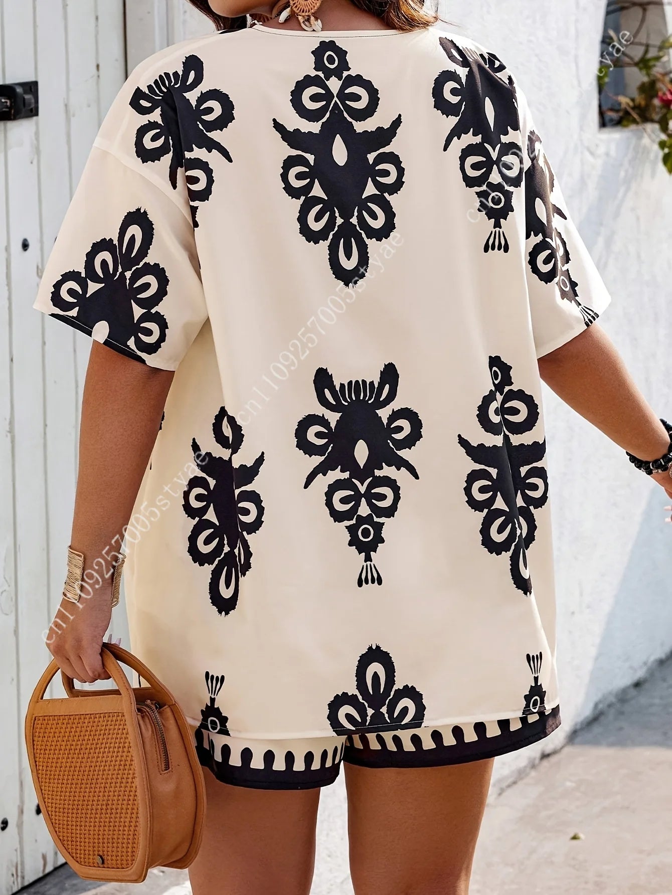Elegant and Stylish Women'S Pantsuit