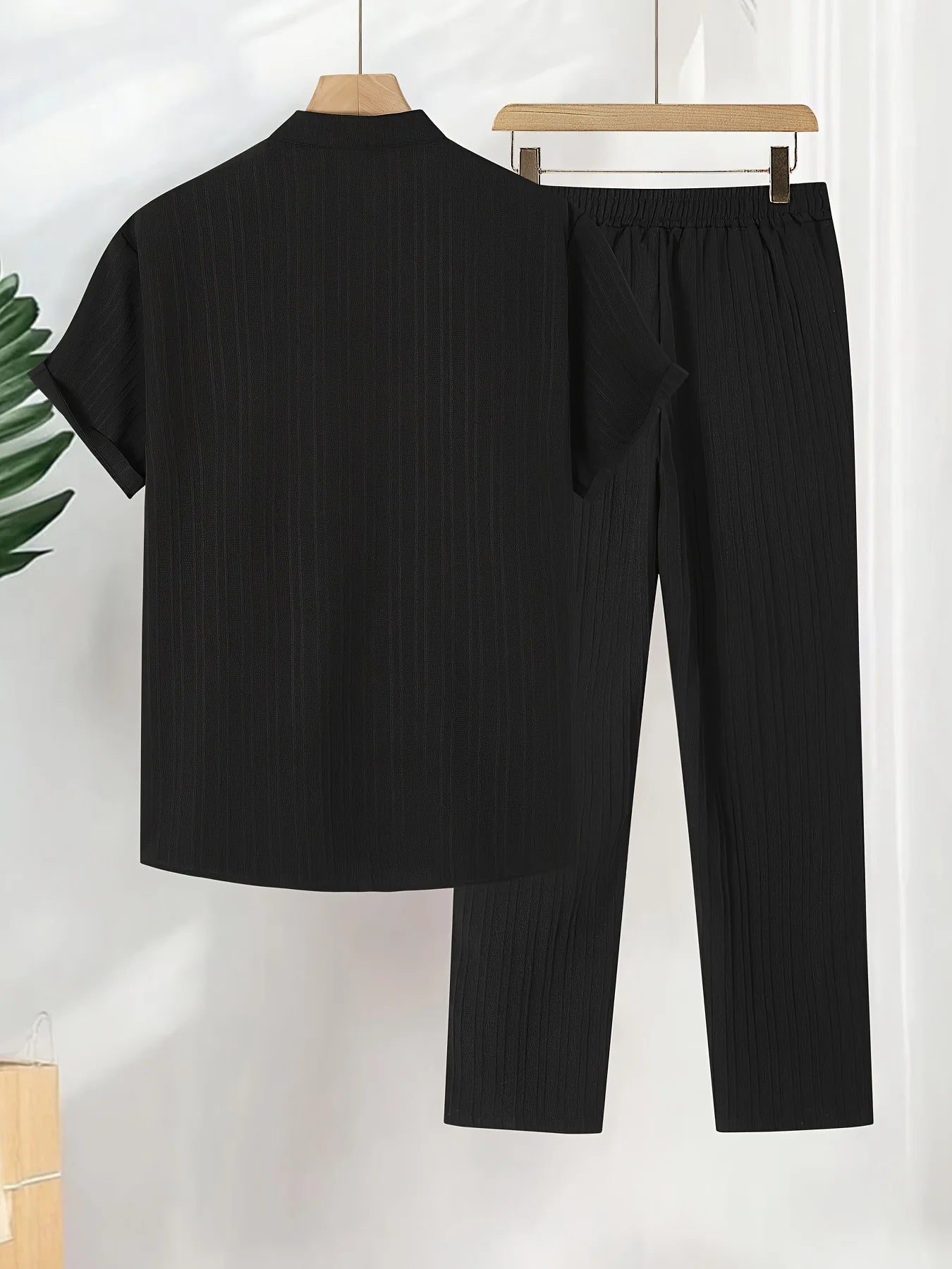 Men's Summer White Suit Outdoor Travel Suit Solid Color Vertical Strip Lapel Short-sleeved Shirt Drawstring Pants Two-piece Set