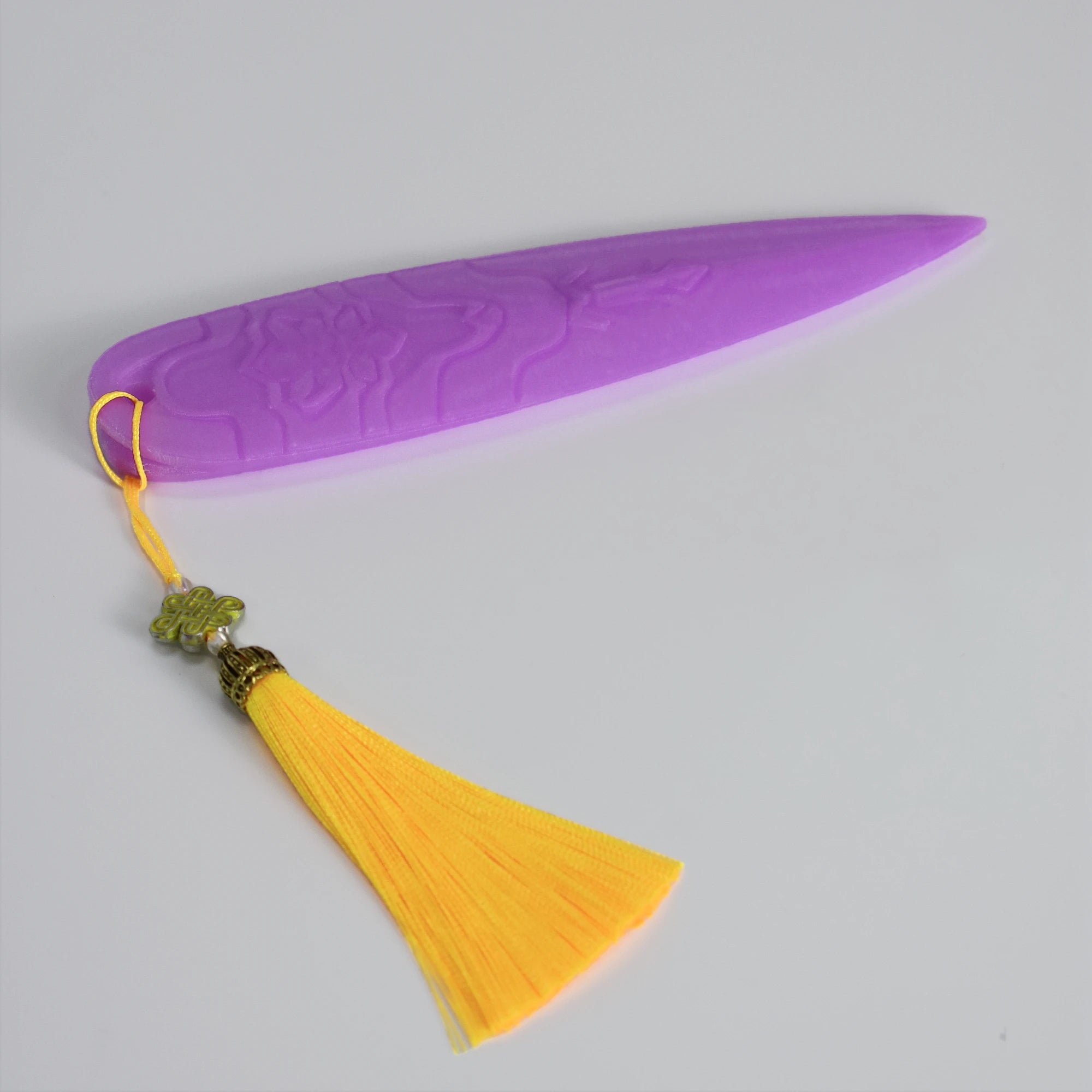 Girls Noctilucent Cosplay Lights Dart Weapons Roleplay Props for Women Girls Group Idol Halloween Carnival Costume Accessories