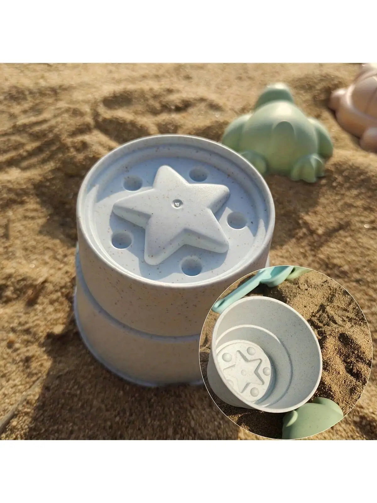 Kids Foldable Beach Bucket Set, Soft Silicone, with Shovels, Rakes, Molds, Portable, Ideal for Beach & Sandpit Play, Kids Gift