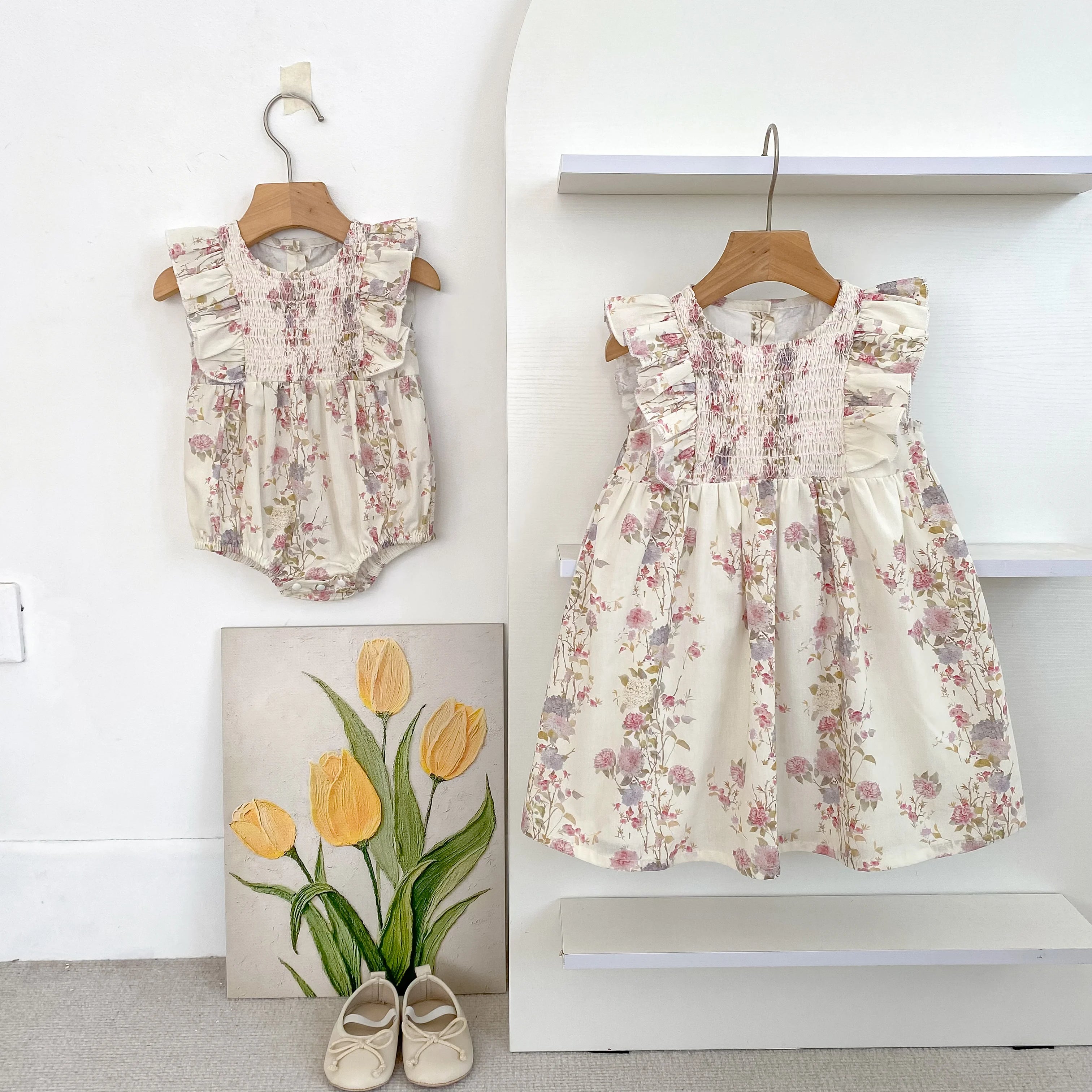 Girls Pink Floral Dress Ruffle Baby Romper Dress Summer Kids Short Sleeve Beach Dresses Toddler Bodysuit Sister Family Clothes