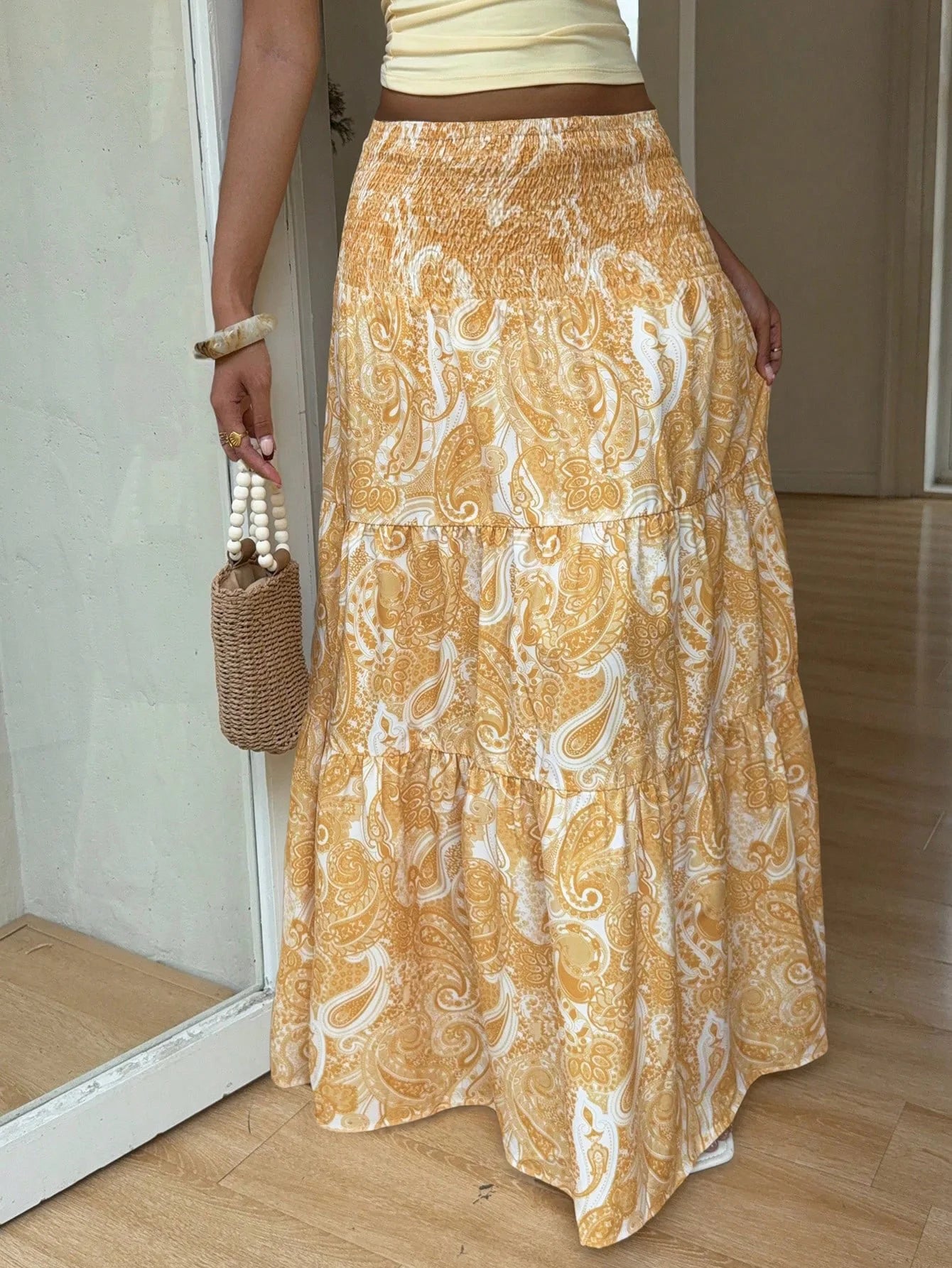 Vacation Style Stretchy Waist Long Maxi Skirt - Flowy Beach Skirt with Elastic Waistband