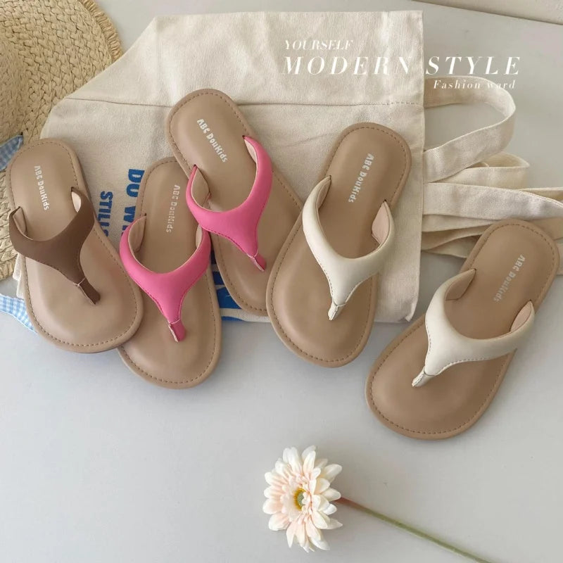 2026 New Legged Children's Sandals Girls' Flip flops Beach Vacation Flat Shoes Solid Color Summer Amorous Feelings