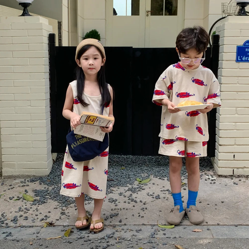 9000 Brother and Sister Clothes Summer New Korean Alphabet Graffiti Girl's Long T-shirt Dress Or Boy's Two Piece Suit