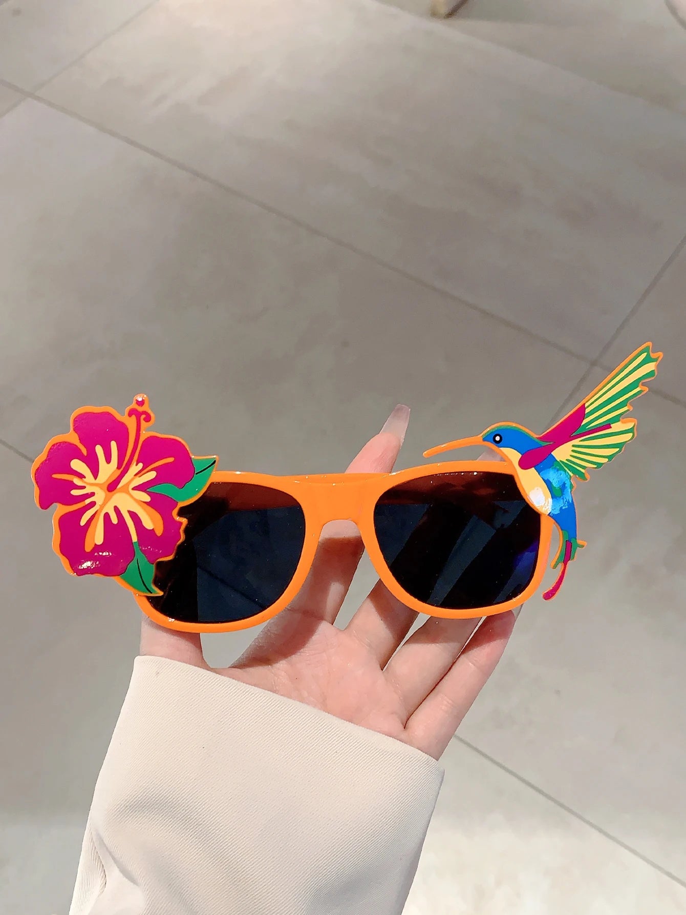 KAMMPT Novelty Party Shades Fun Hawaiian Tropical Fancy Photo Props Eyewear Summer Beach Party Decor Crazy Glasses for Adults