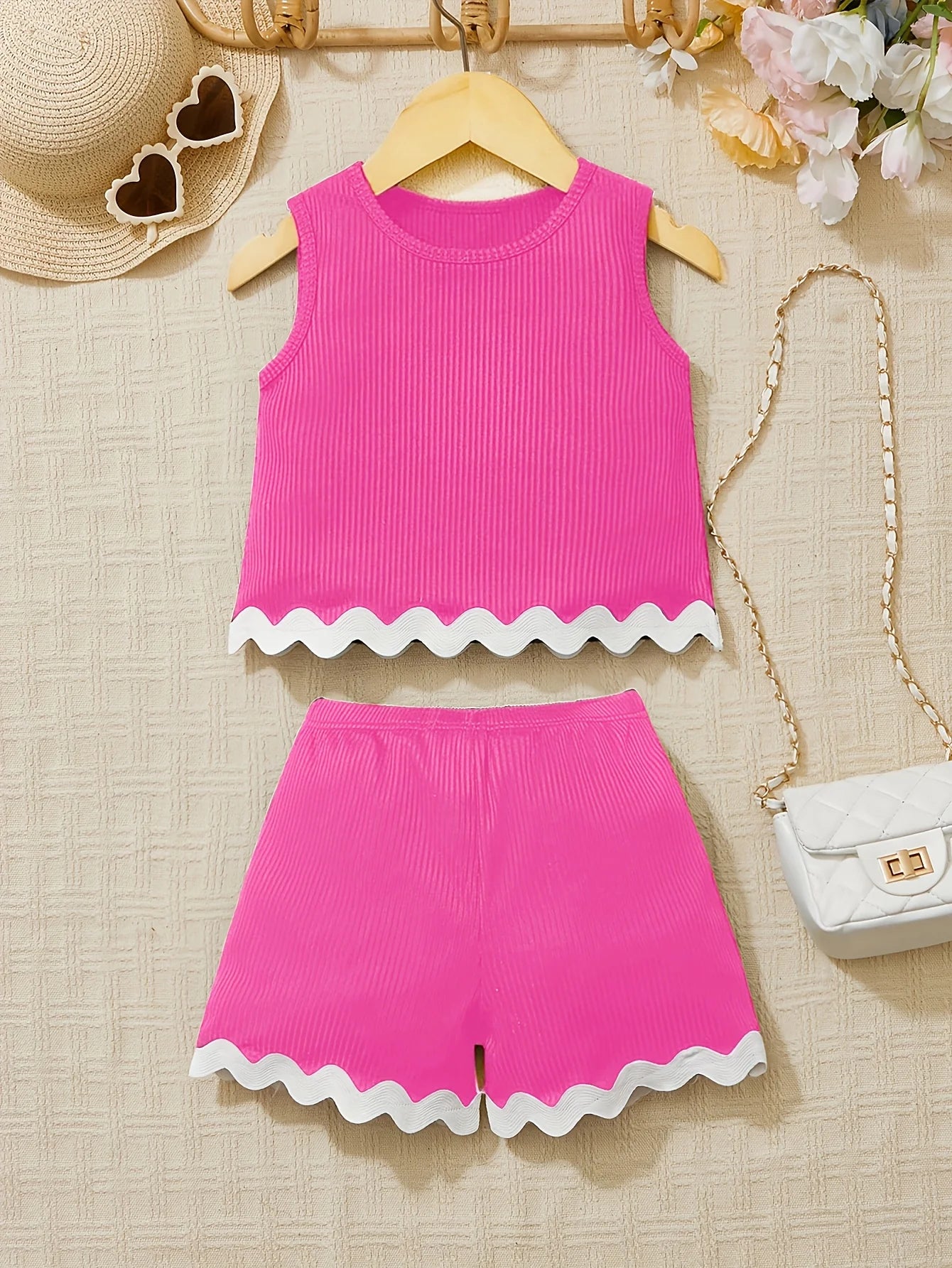 Ins Girls' Summer Outfit Set Young Girls' Vacation Style Solid Color Lace Vest Shorts Set