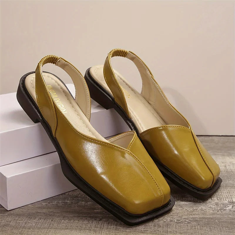 Leather Toe Cap Sandals for Women 2024 New Flat Bottomed Square Toe Single Shoes, Retro Exterior Wear, Anti Slip Beach Slippers