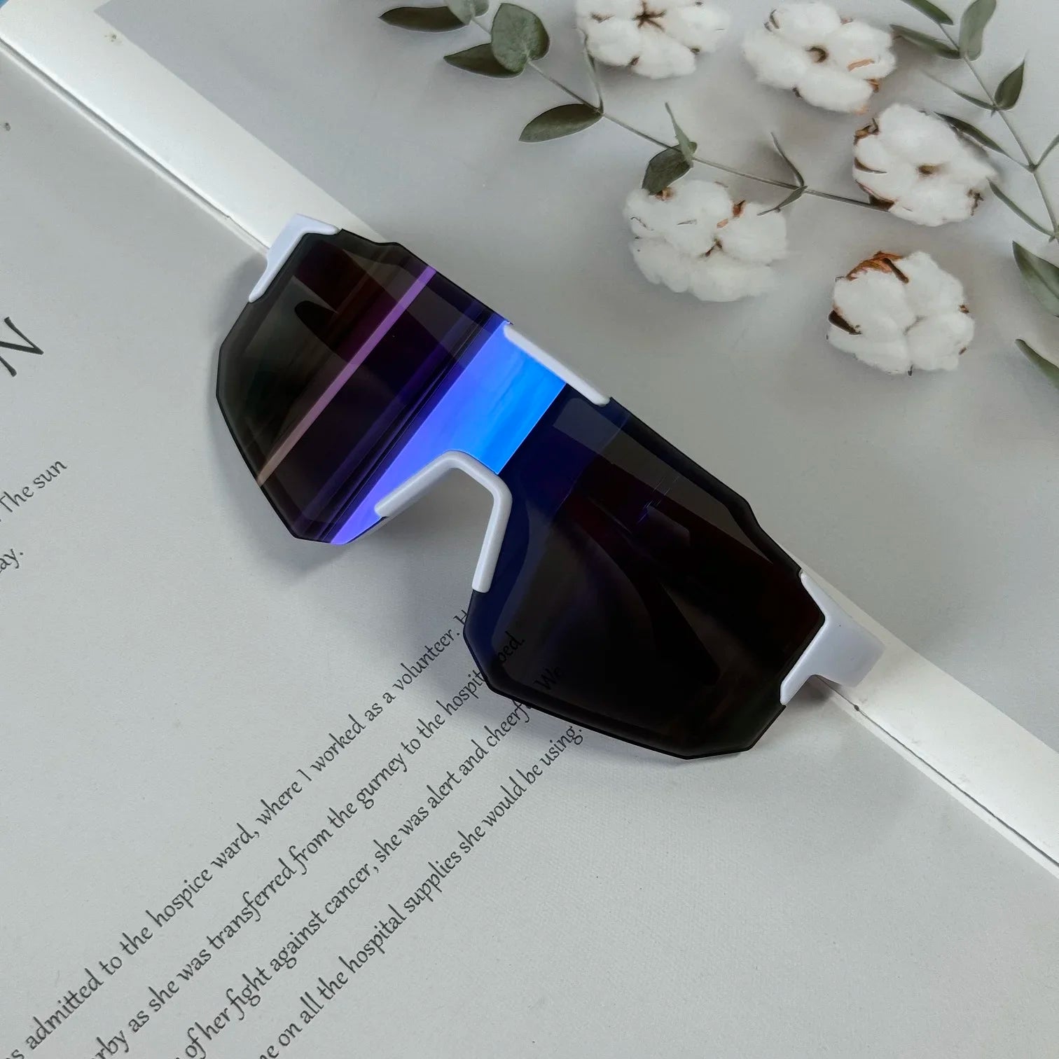 2025 New Arrival Fashion Outdoor Kids Glasses Square Frame Cycling Sunglasses Windproof UV Resistant Plastic Eyewears
