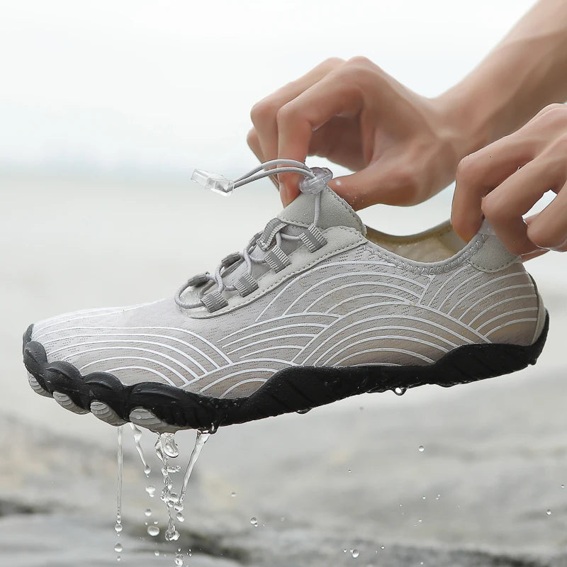 New Summer Swimming Water Shoes Unisex Beach Lightweight Soft Wading Sports Barefoot Upstream Surfing Camping Fishing Sneakers