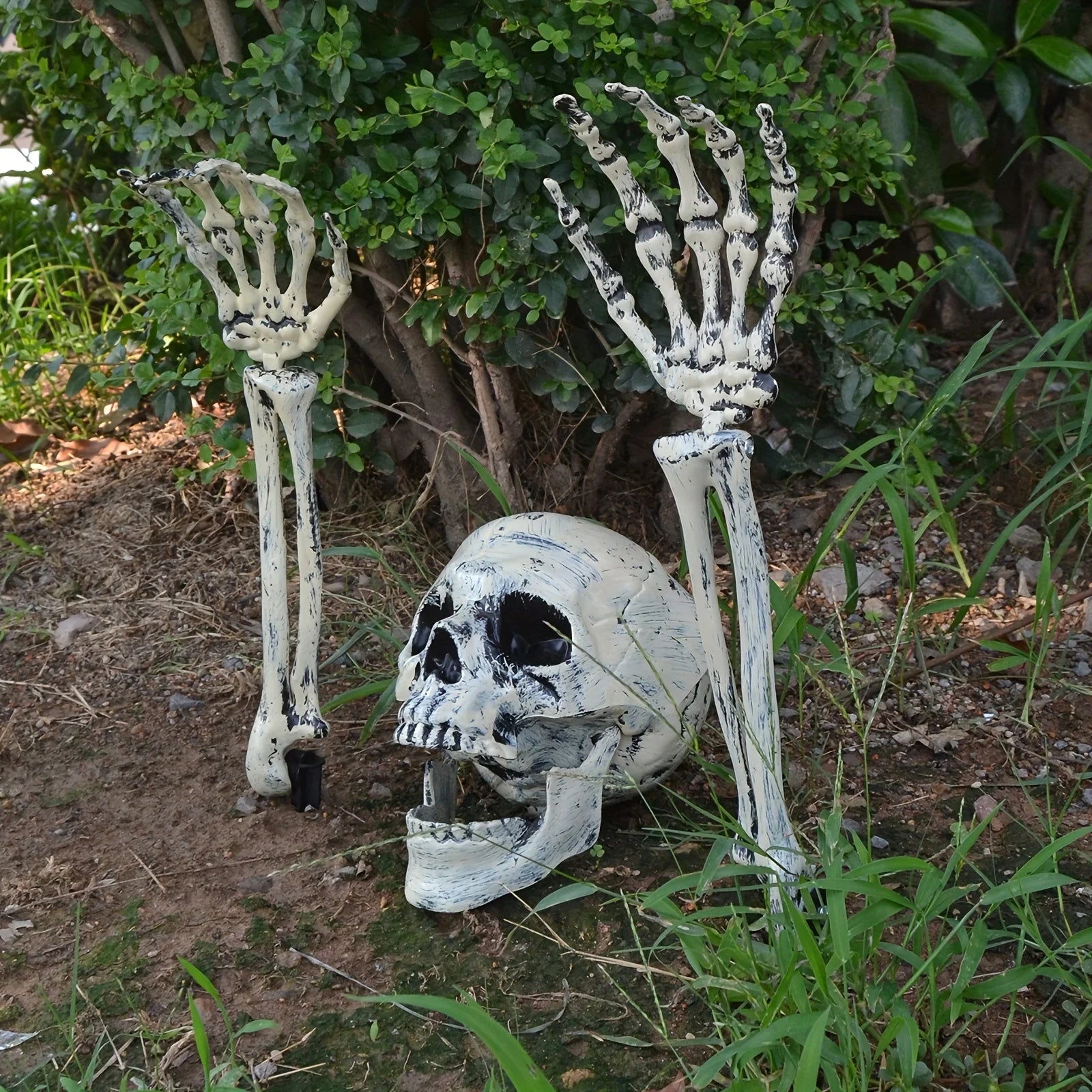 1/6pcs Skeleton Bone Garden Ground Stakes Skull Head & Hand for Halloween Home Yard Ground Insert Holiday Party Decor Ghost Hand