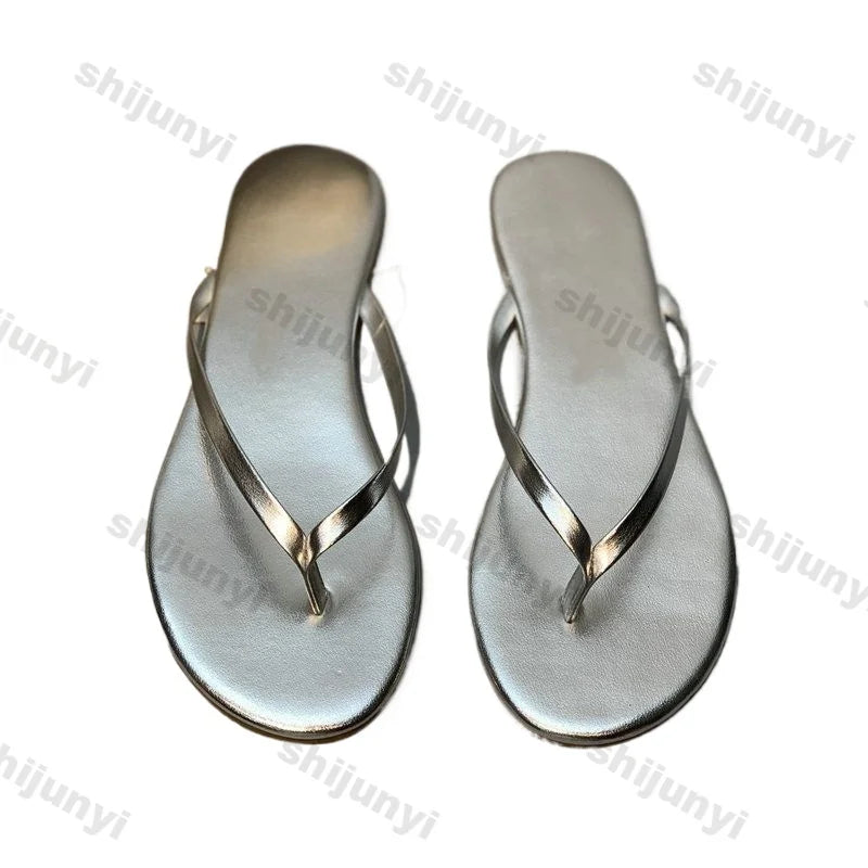 Women Flip Flops 2026 Summer New Comfortable Breathable Soft Bottom Beach Muje Lightweight Fashion Outdoor Slip on Casual Flats