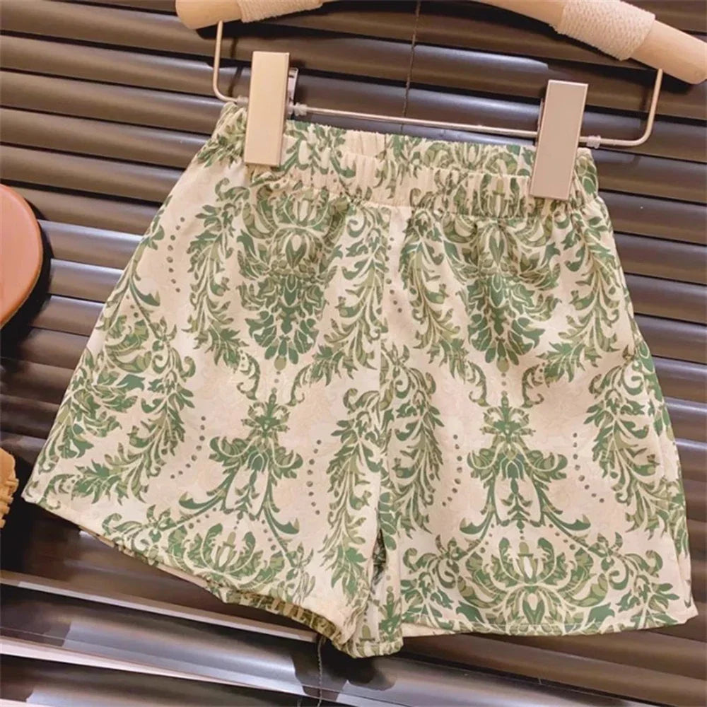 2024 New Girls Outfit Summer Small Floral Halterneck Sleeveless Suspender Set Girl Refreshing Shorts Two-Piece Set