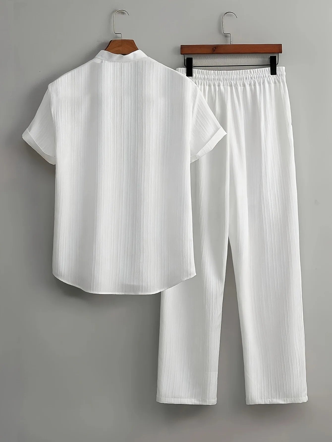 Men's Summer White Suit Outdoor Travel Suit Solid Color Vertical Strip Lapel Short-sleeved Shirt Drawstring Pants Two-piece Set