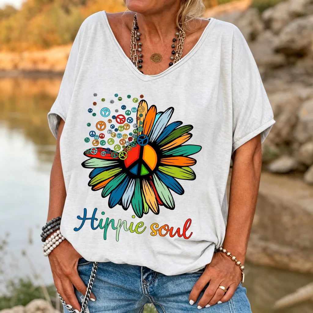 Ilstile Women's Hippie Soul Peace Daisy T-Shirt Retro Boho Flower Print V-Neck Short Sleeve Loose Fit Casual Summer Top
