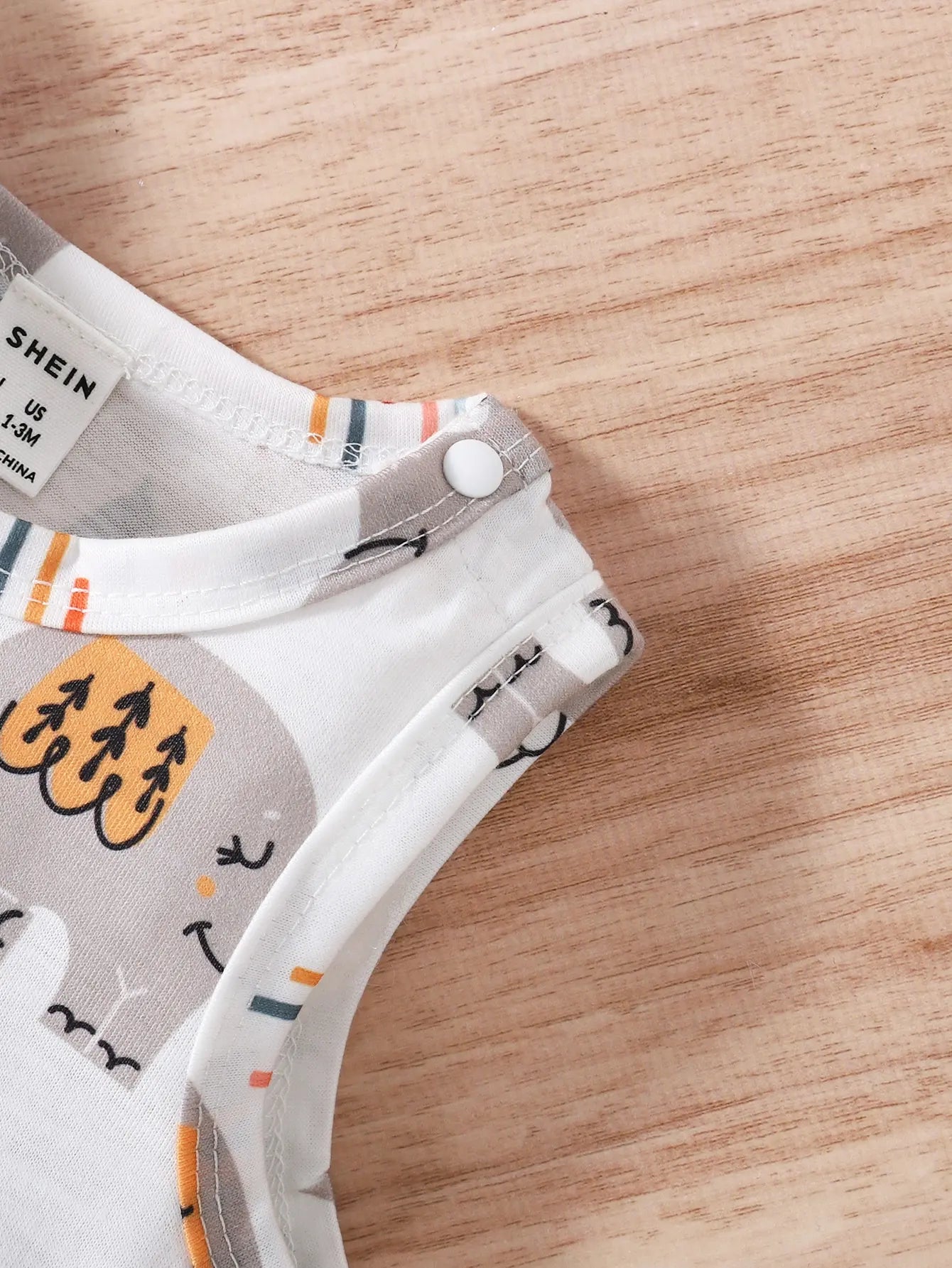 The New Summer Baby Girl's Casual And Cute Little Elephant Rainbow One-Piece Climbing Suit Is Comfortable And Soft
