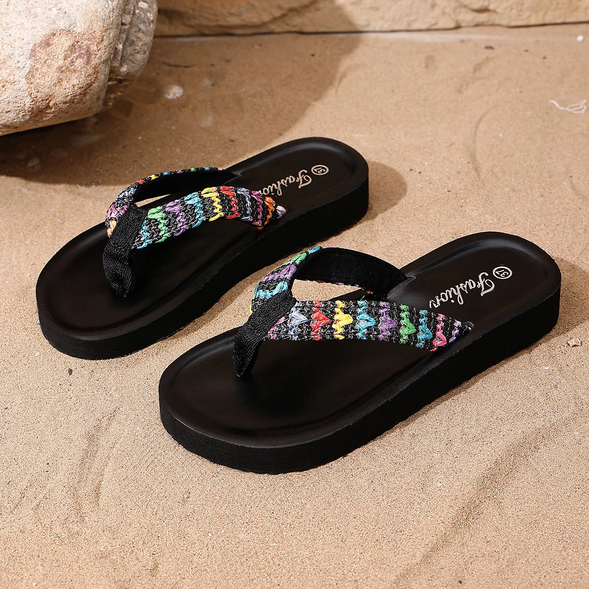 Women's Fashionable Raffia College-Style Vacation Beach Flat Flip-Flops