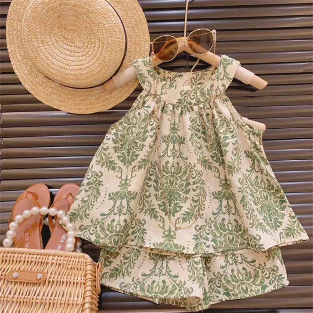 2024 New Girls Outfit Summer Small Floral Halterneck Sleeveless Suspender Set Girl Refreshing Shorts Two-Piece Set